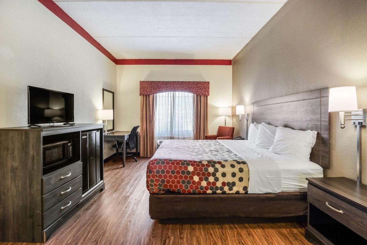 מריאנה Econo Lodge Inn & Suites מראה חיצוני תמונה