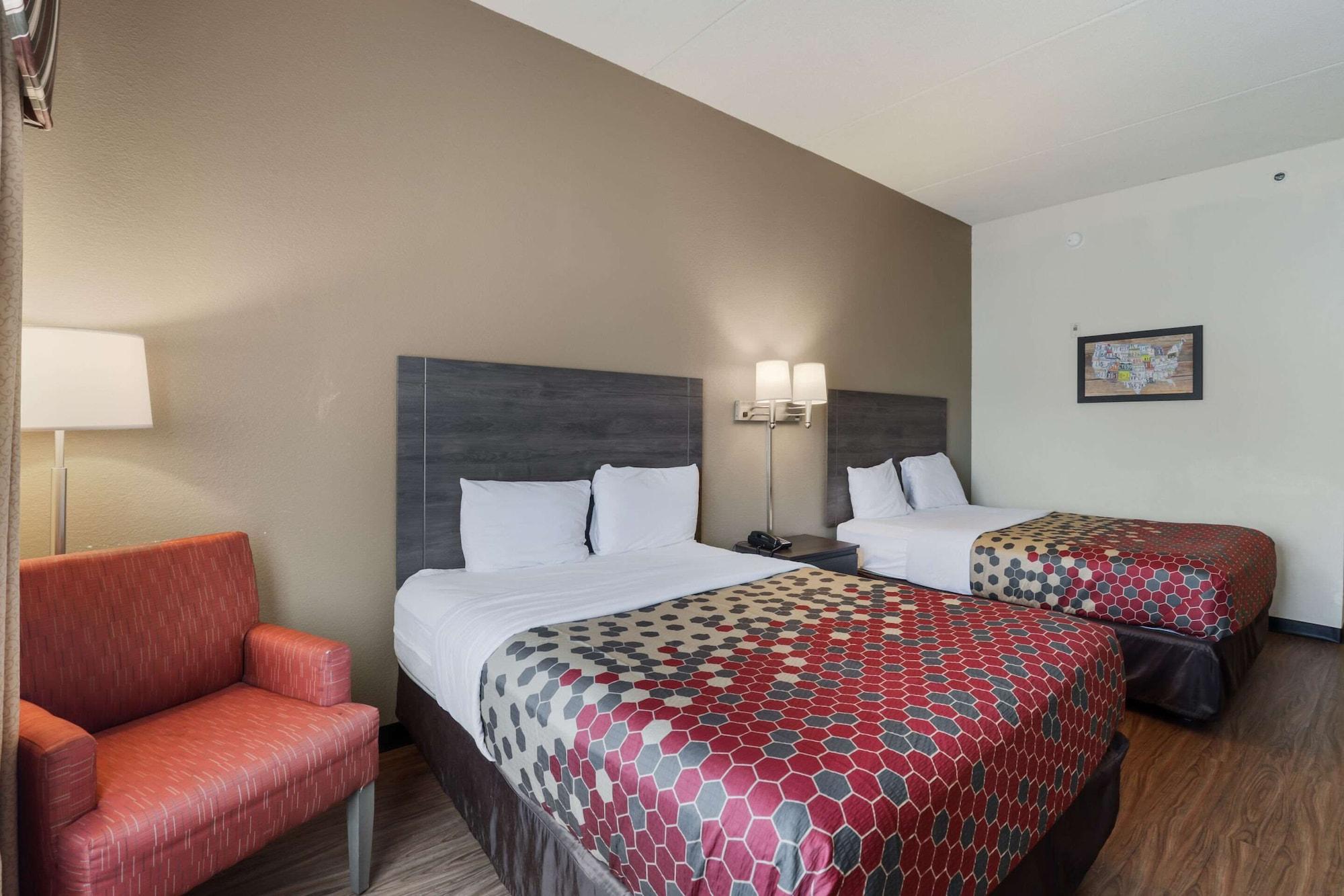 מריאנה Econo Lodge Inn & Suites מראה חיצוני תמונה