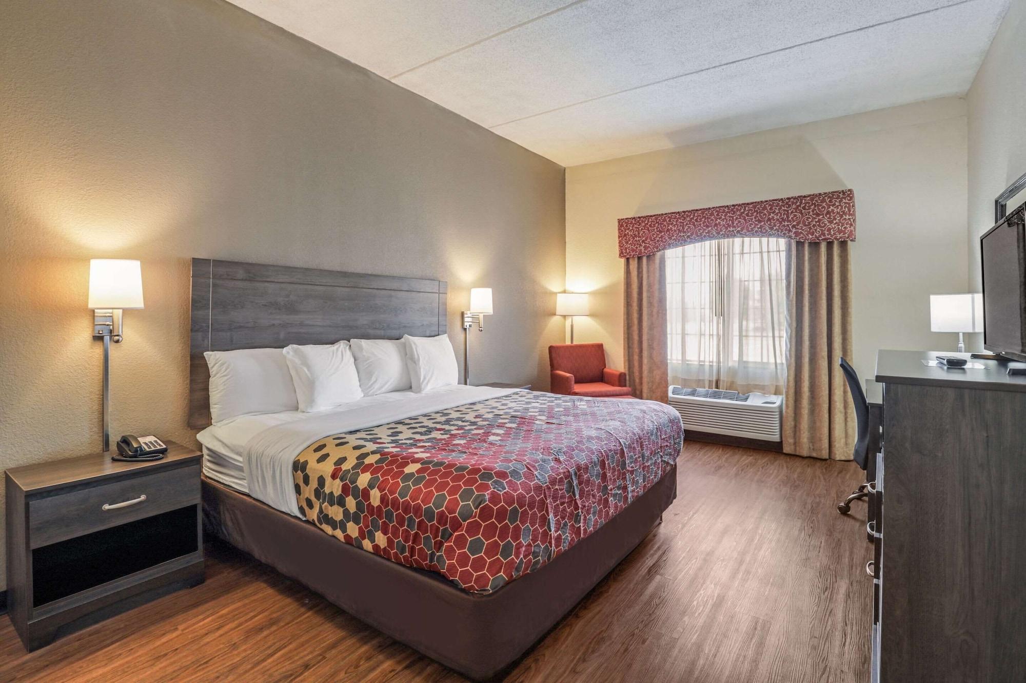 מריאנה Econo Lodge Inn & Suites מראה חיצוני תמונה