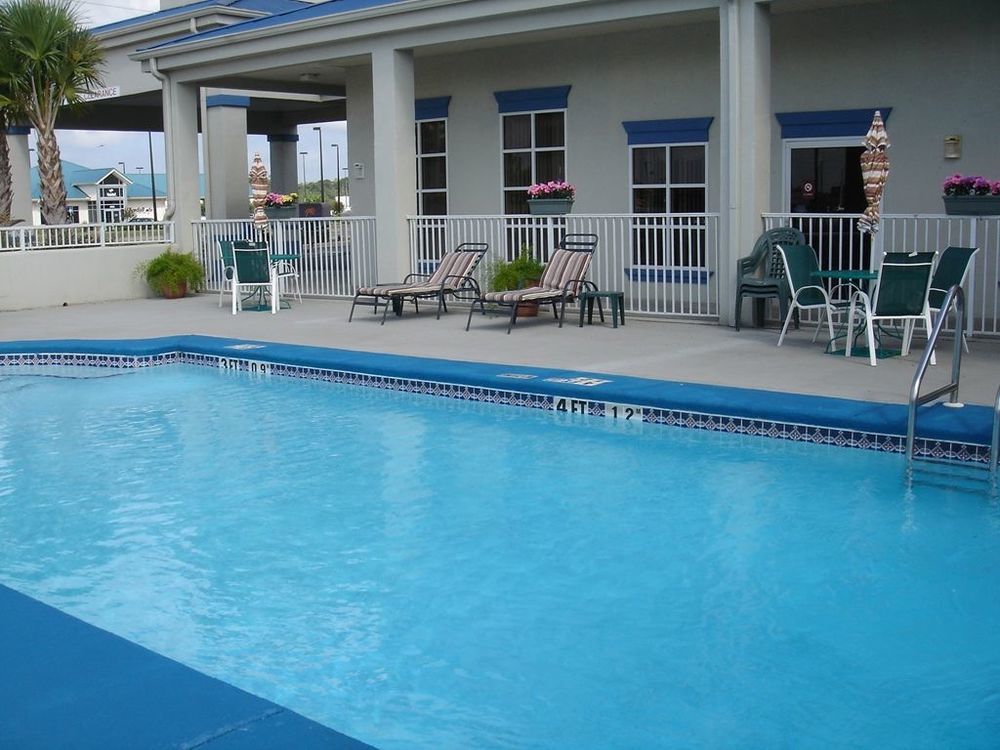 מריאנה Econo Lodge Inn & Suites מתקנים תמונה